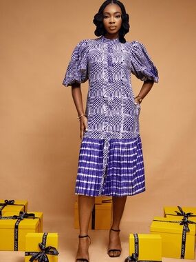 Zanaani Purple Patterned Puff-Sleeve Midi DressAsani Dress (Hand-dyed) × 1
2XL -